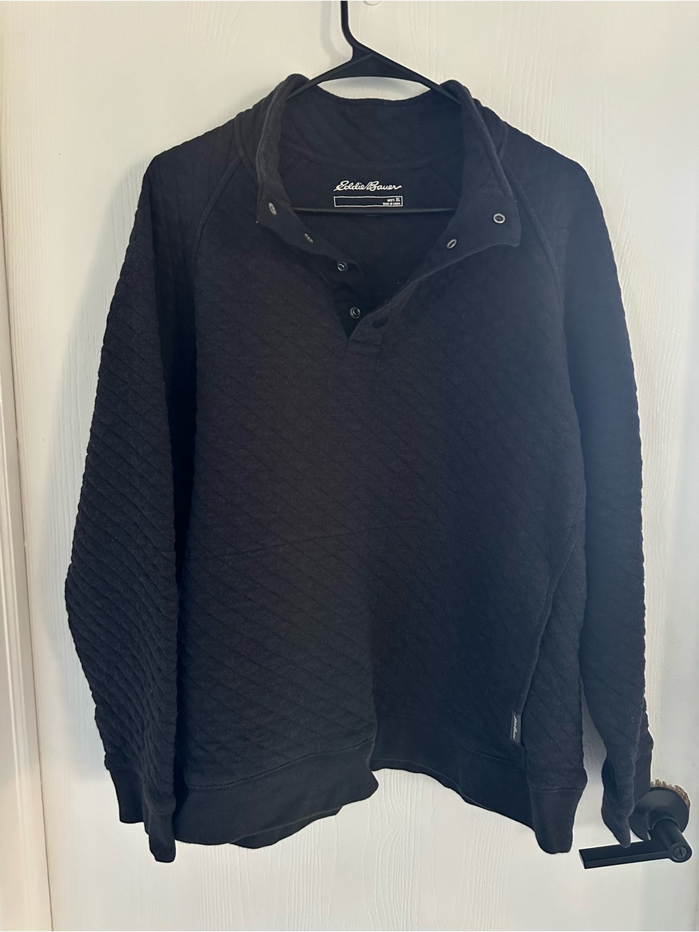 Eddie Bauer Black Quilted Snap-Button Pullover Sweatshirt - Picture 2 of 4